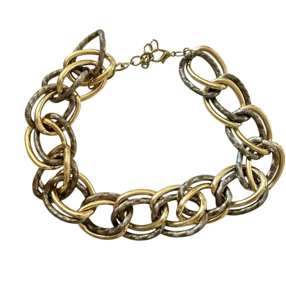 Gold Chunky Chain Bracelet with Oversized Links and Polished Finish - Picture 2 of 4